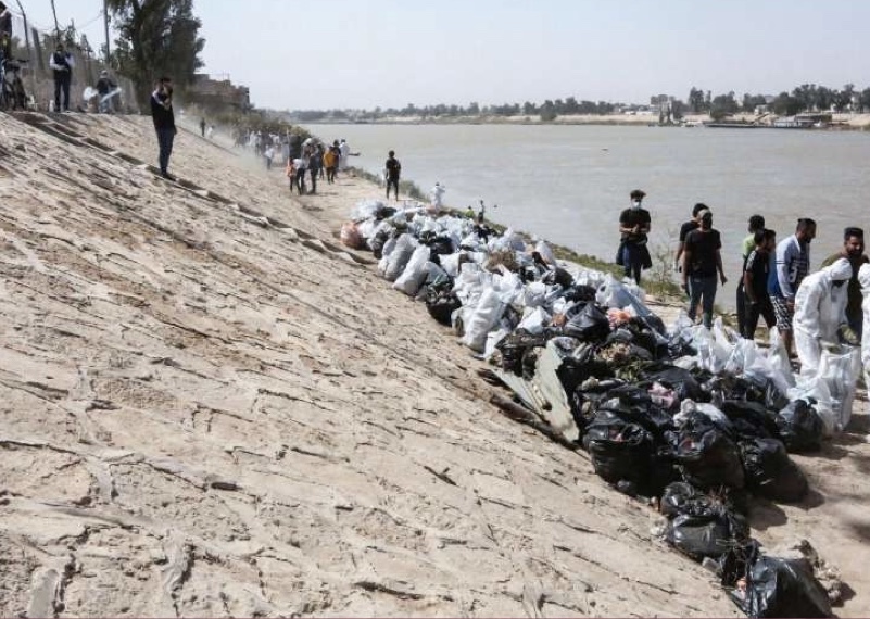 Iraqis clean up river as first green projects take&nbsp;root